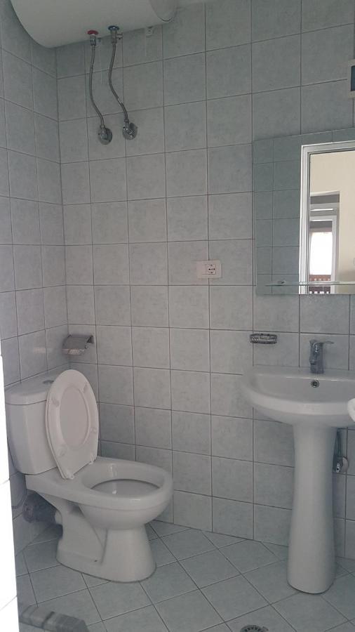 Aralis Rooms Sarandë Esterno foto